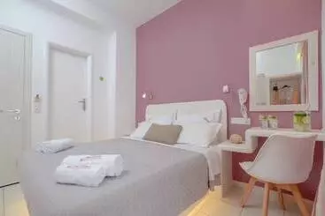 Panormos Hotel And Studios