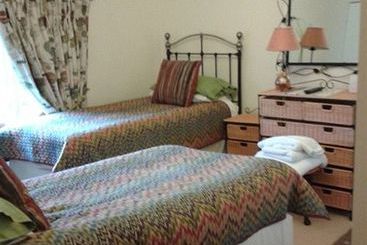 Pensjonat Station Farm Guest House