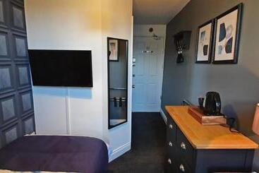 بنسيون The Clifton