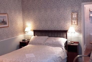 مبيت وإفطار Beaufort Lodge