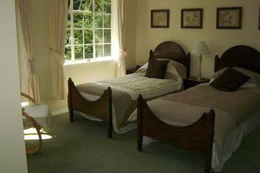 Tinkers Furze Bed And Breakfast