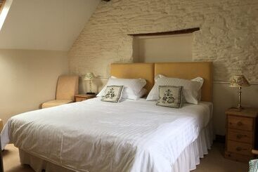 酒店 Grove Farm Direct