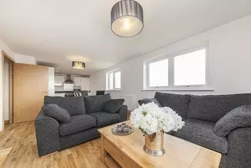 Apartament Pinnacle Residences Cambridge Pym Court