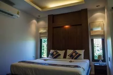 ホテル Baan Armeen Cottage