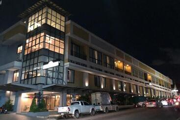 Hotel Sriracha Orchid