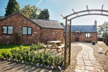 주택 Millmoor Farm Holidays