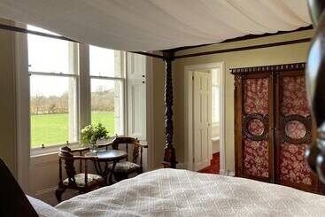 Pensão Blarcreen House