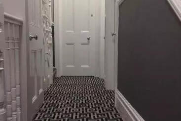 Pensió Cassandra Guest House