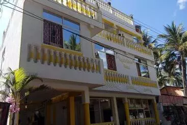 Hotel Cupids Heaven Resort