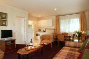 فندق على الطريق Cornwall Park Motor Inn
