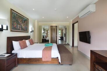 Aparthotel Peninsula Bay Resort