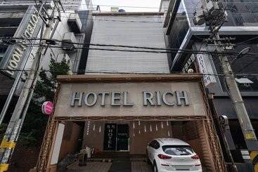 Motel Sinchon Rich