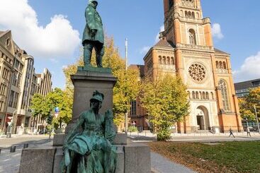 هتل آپارتمان Limehome Düsseldorf