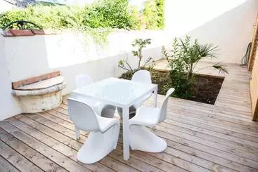 Majatalo Maison D Hôtes La Villa Caramac