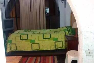 Pensió Quincha Guest House