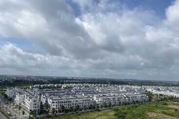 هتل آپارتمان Roygent Parks Hai Phong