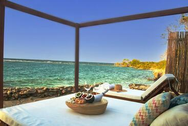 ユースホステル Sunsets Del Rosario