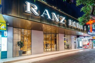 Hotel Shenzhen East Railway And Buji Subway Station Ranch