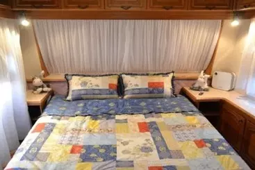 Pensão Daebudo Caravan Land