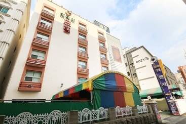 مُتل Gwangju Chungjangro Regency