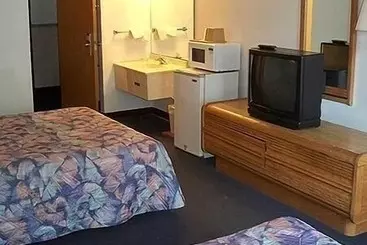 호텔 Economy Inn Wentzville