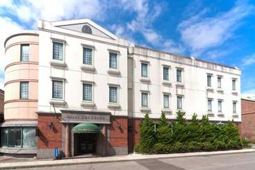 בית מלון כפרי Sea Borne