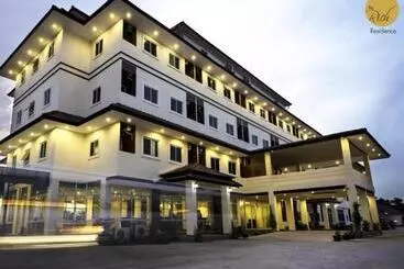 Hotel The Rich Residence