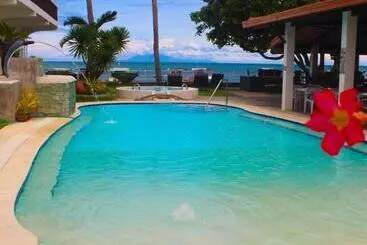 Resort The Coral Beach Club