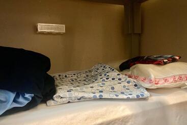 فندق صغير Artist Housing   Downtown