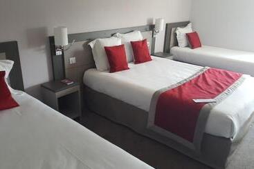 هتل Akena City Saint Witz