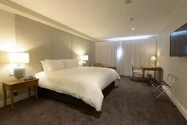 酒店 Miramare Gardens Boutique Accommodation