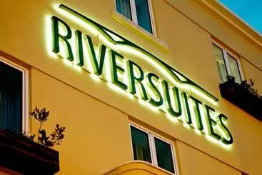 Pensione Riversuites