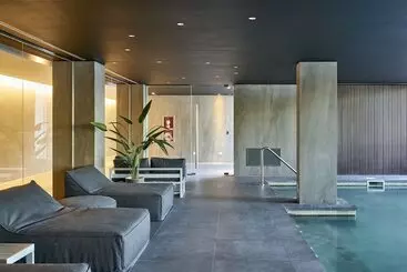 هتل آپارتمان Almarena Puerto Retiro Affiliated By Melia