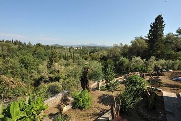 Corfu Green Paradise Luxury Villa In Mistralatika, Kato Korakiana