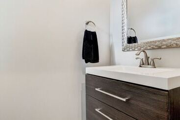 Сельский дом Amazing 4 Bdrm W/backyard Paradise In Scottsdale!