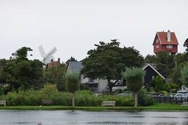 Fern Cottage Yoxford Suffolk   Whole House