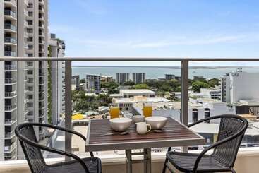 Hotel Signatures On Knuckey