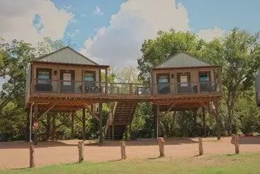 Landhus 16 Son S Rio Cibolo   Birdhouse Cabin