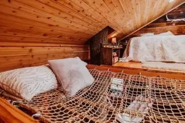 Treehouse Over The Water   Eagle S Nest