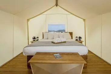 Lomakeskus Under Canvas North Yellowstone   Paradise Valley