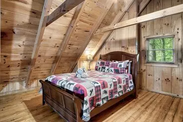 Mökkimajoitus Distilled Memories