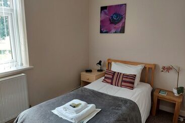 پانسیون Cripps Hall Guest Annexe