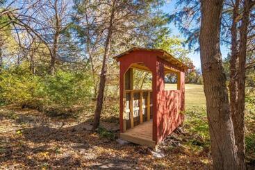 Pensjonat Four Winds Victorian Venue & Suites