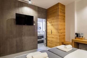 Хостел Nalu Valencia Boutique Rooms
