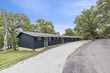 فندق Kimberling Cove C3