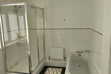 إقامة Victoria Heights   Beautiful 3 Bed In Gillingham K