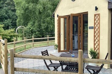 レジデンス 1 Bedroomed Detached Holiday Retreat Pant