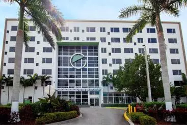 Отель Element Miami Doral
