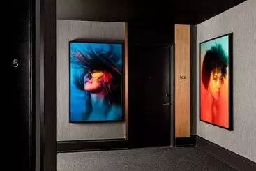 Hotelli Mint House At 70 Pine