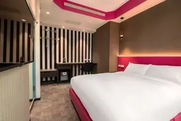 Royal Group Hotel Xiong Zhong Branch